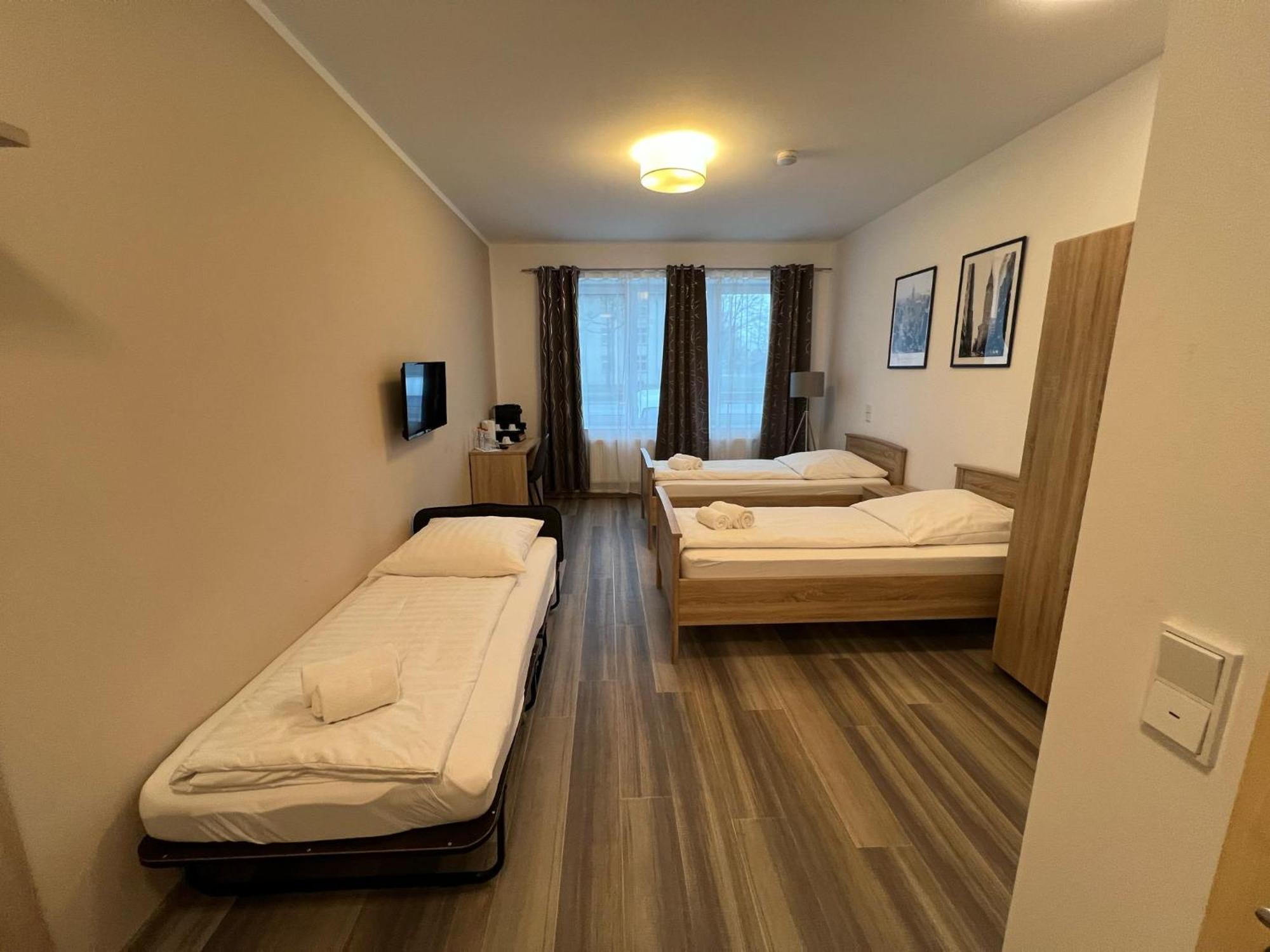 Avento Hotel Hannover Langenhagen  Bagian luar foto